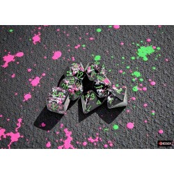 Set de 7 dés, idéal pour les jeux de rôle.