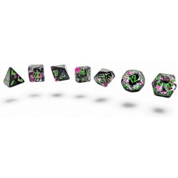 Set de 7 dés, idéal pour les jeux de rôle.